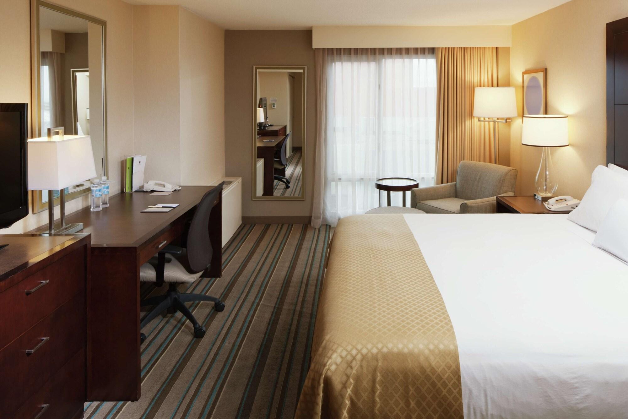 Doubletree By Hilton Hotel And Conference Center Chicago North Shore Skokie Εξωτερικό φωτογραφία