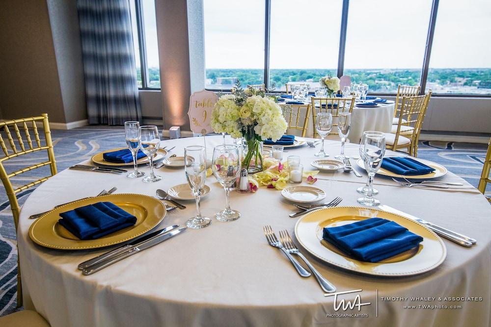 Doubletree By Hilton Hotel And Conference Center Chicago North Shore Skokie Εξωτερικό φωτογραφία