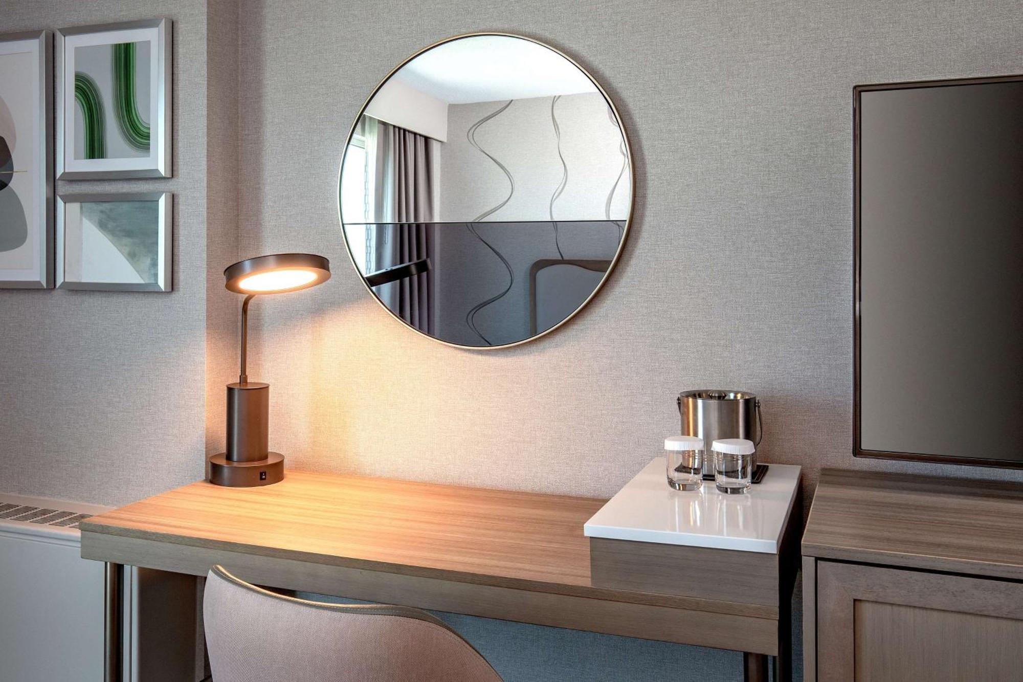 Doubletree By Hilton Hotel And Conference Center Chicago North Shore Skokie Εξωτερικό φωτογραφία